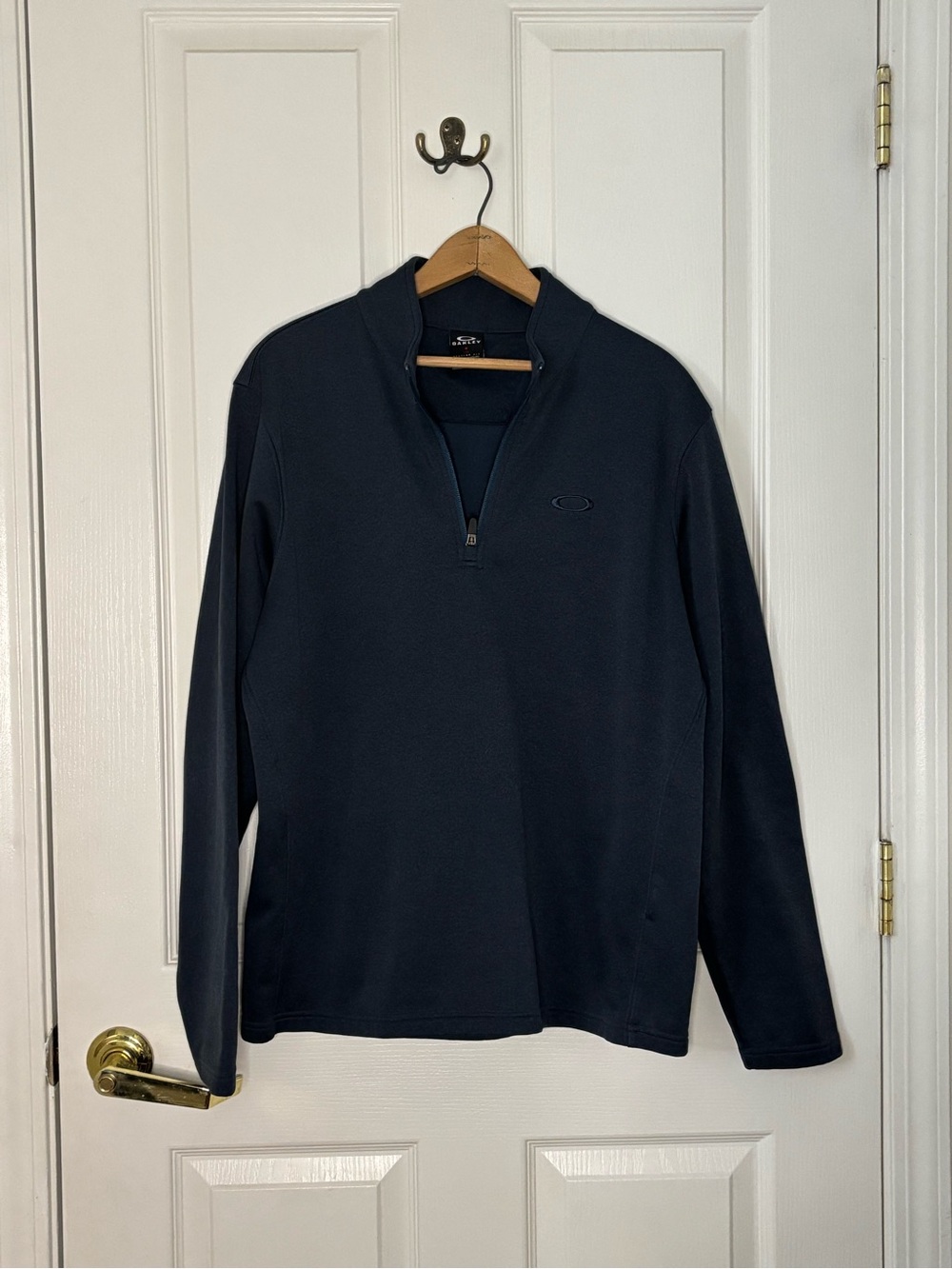 Oakley Men's Navy Blue Quarter-Zip Pullover Sweater